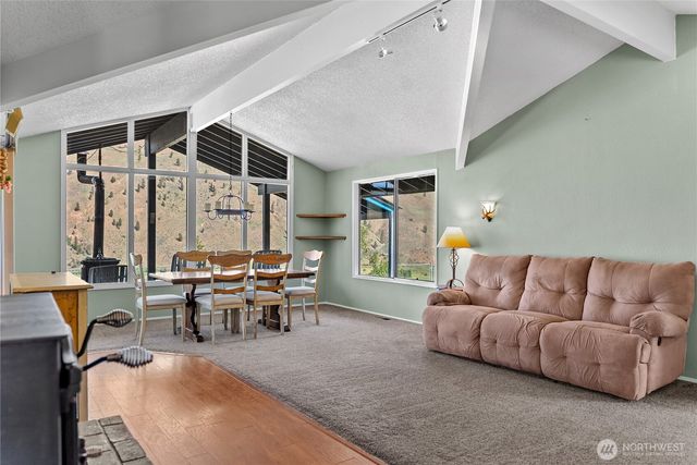 87 Vintin Road, Carlton, WA 98814