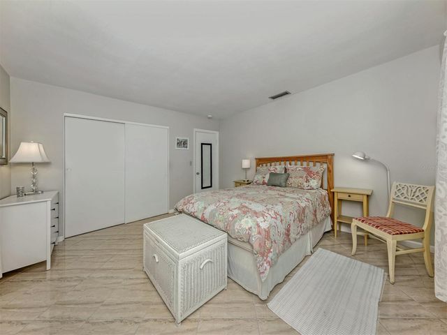 509 HARBOR DRIVE S, Venice, FL 34285