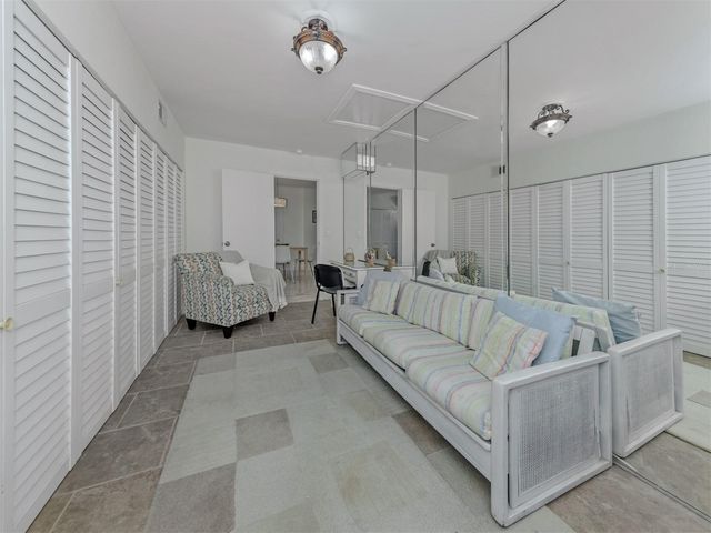 509 HARBOR DRIVE S, Venice, FL 34285