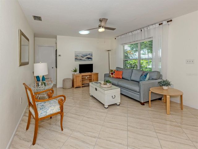 509 HARBOR DRIVE S, Venice, FL 34285