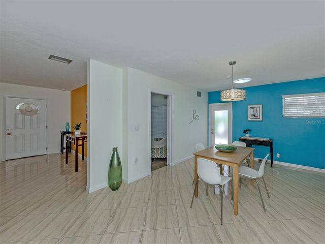 509 HARBOR DRIVE S, Venice, FL 34285