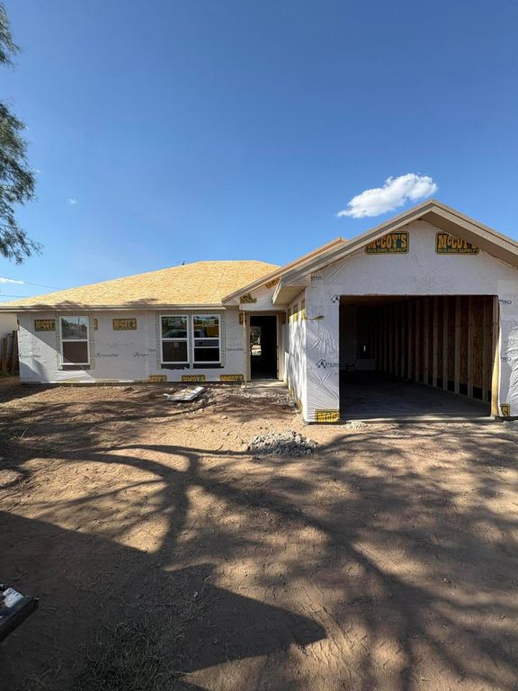 Image 1 of property listing at 426 W Avenue U, San Angelo, TX 76903
