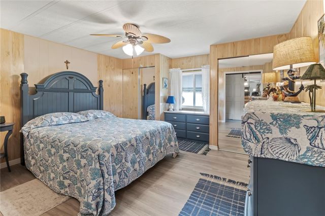 214 LEISURE WAY, Palmetto, FL 34221