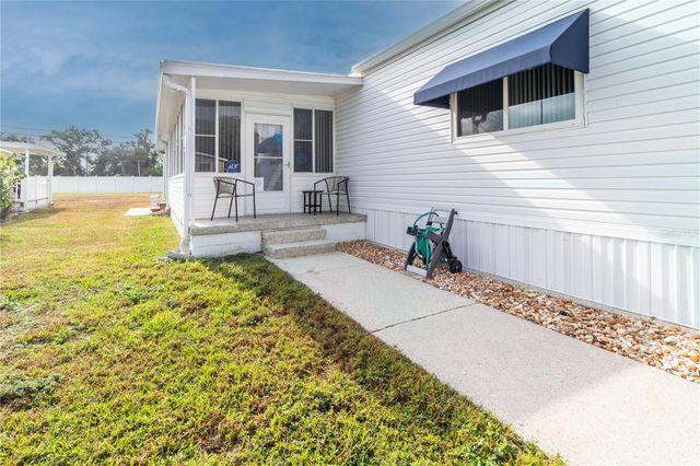 214 LEISURE WAY, Palmetto, FL 34221