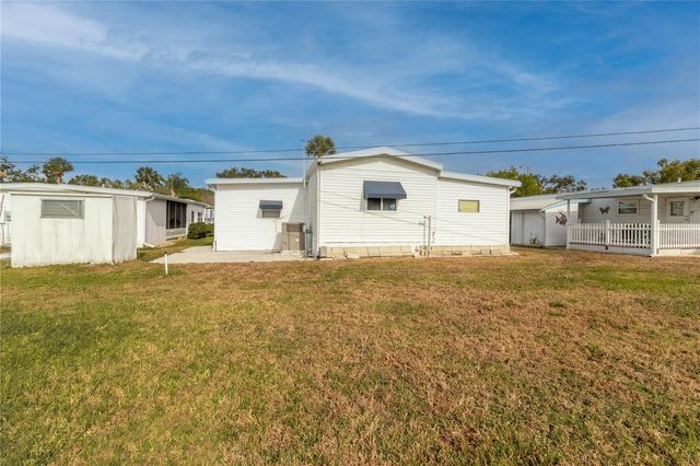 214 LEISURE WAY, Palmetto, FL 34221