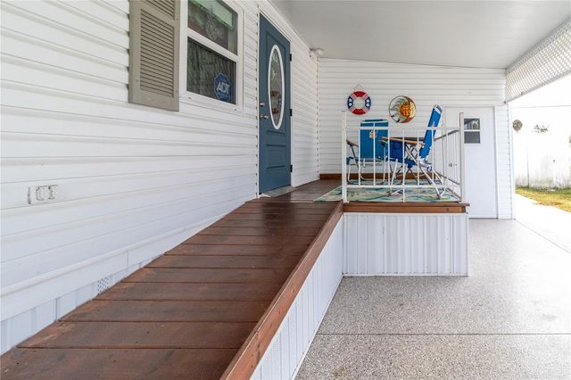 214 LEISURE WAY, Palmetto, FL 34221