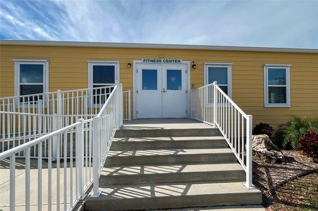 214 LEISURE WAY, Palmetto, FL 34221