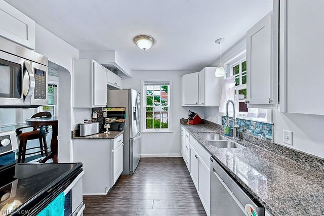 2579 Saybrook Road, University Heights, OH 44118