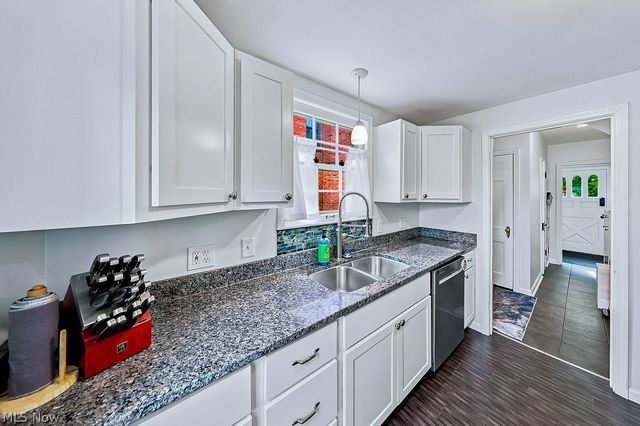 2579 Saybrook Road, University Heights, OH 44118