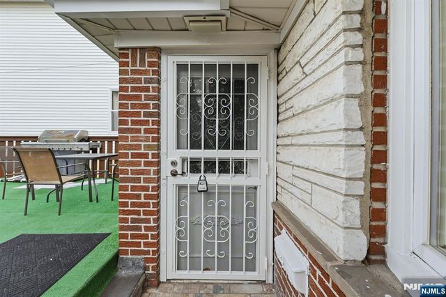 220 5th Street, Fairview, NJ 07022