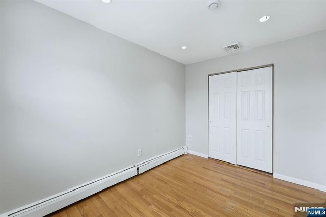 220 5th Street, Fairview, NJ 07022