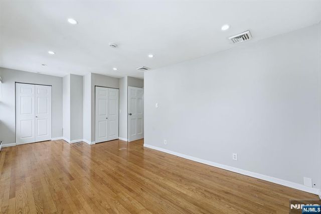 220 5th Street, Fairview, NJ 07022