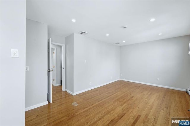 220 5th Street, Fairview, NJ 07022