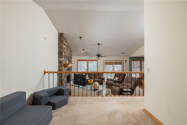 1500 Holly Place, Siloam Springs, AR 72761