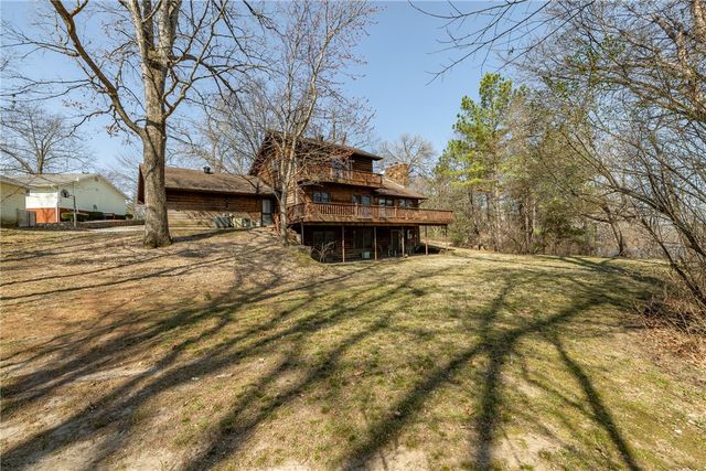1500 Holly Place, Siloam Springs, AR 72761