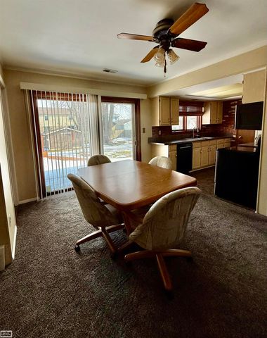 41164 Belvidere Street, Harrison Twp, MI 48045