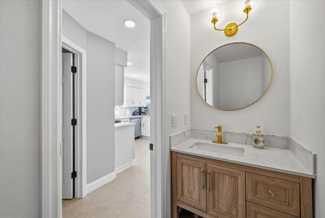8821 S Carrollville CIRCLE, Oak Creek, WI 53154