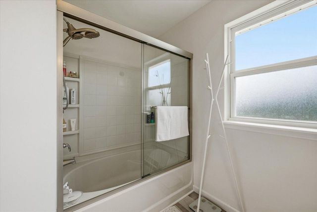 8821 S Carrollville CIRCLE, Oak Creek, WI 53154