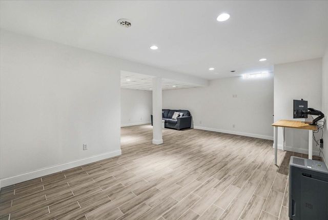 8821 S Carrollville CIRCLE, Oak Creek, WI 53154