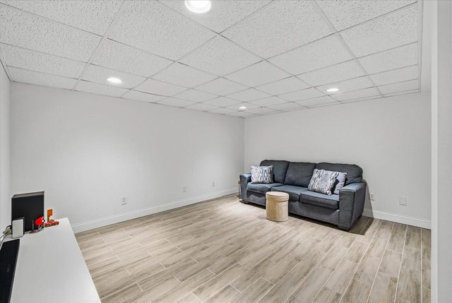 8821 S Carrollville CIRCLE, Oak Creek, WI 53154