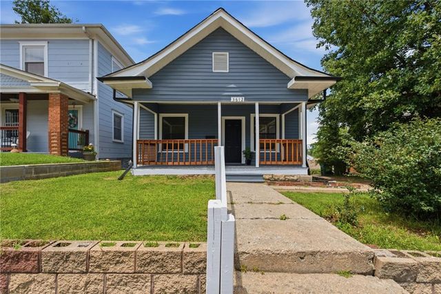 3612 Strong Avenue, Kansas City, KS 66106