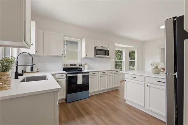 3612 Strong Avenue, Kansas City, KS 66106