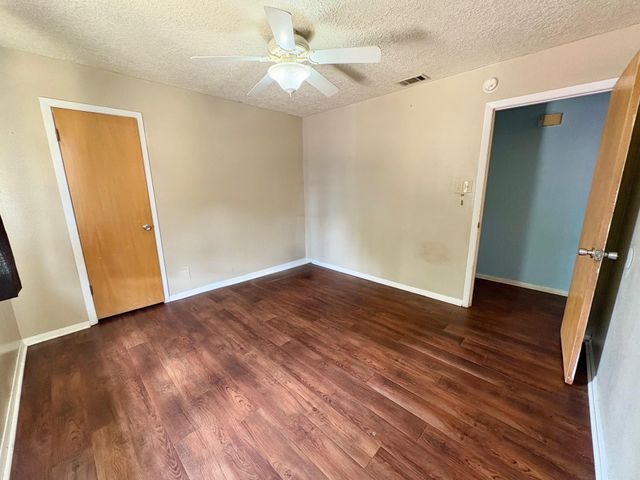 1522 Duncan, Henderson, TX 75654