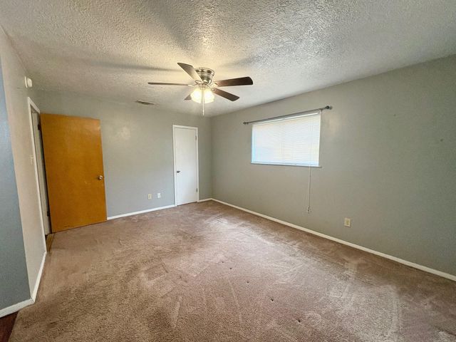 1522 Duncan, Henderson, TX 75654