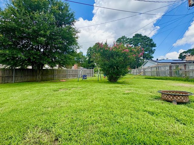 1522 Duncan, Henderson, TX 75654