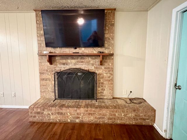 1522 Duncan, Henderson, TX 75654