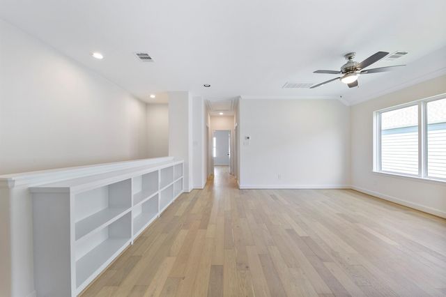 946 Judiway Street, Houston, TX 77018
