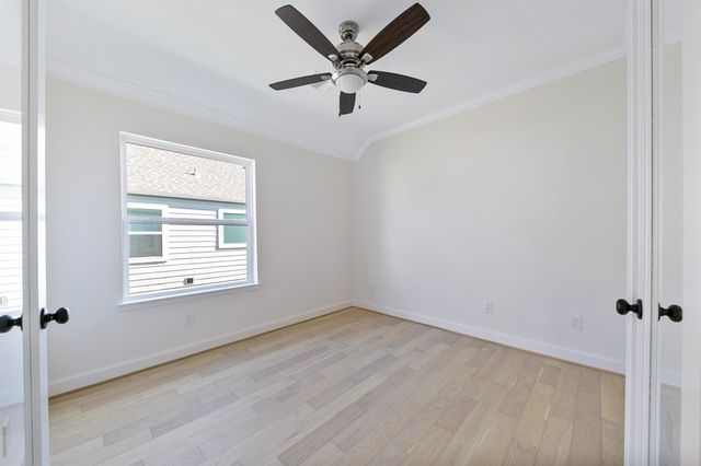 946 Judiway Street, Houston, TX 77018