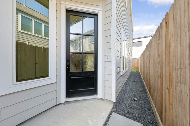 946 Judiway Street, Houston, TX 77018