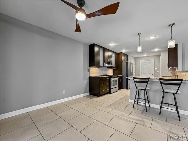 2020 Briarbend Court, Maryville, IL 62062