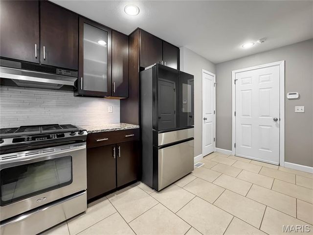 2020 Briarbend Court, Maryville, IL 62062