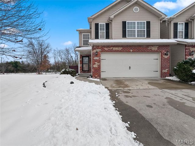 2020 Briarbend Court, Maryville, IL 62062