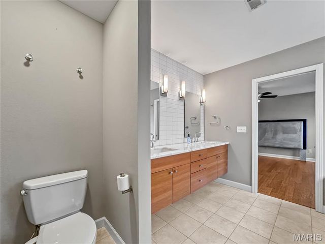 2020 Briarbend Court, Maryville, IL 62062