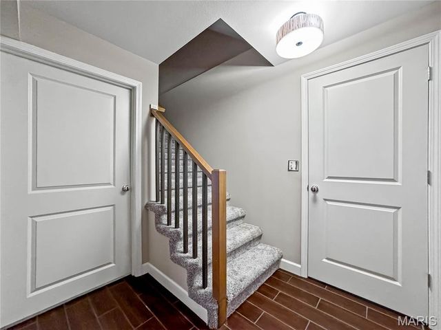 2020 Briarbend Court, Maryville, IL 62062