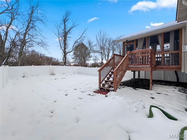 2020 Briarbend Court, Maryville, IL 62062