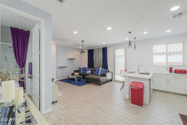 435 E WHITE WING Drive, Casa Grande, AZ 85122