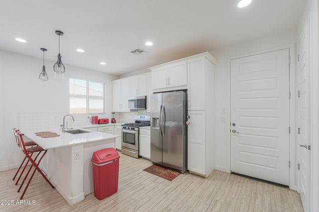 435 E WHITE WING Drive, Casa Grande, AZ 85122