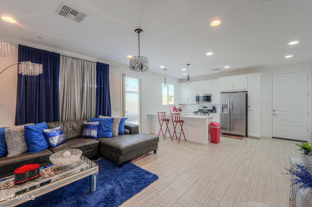 435 E WHITE WING Drive, Casa Grande, AZ 85122