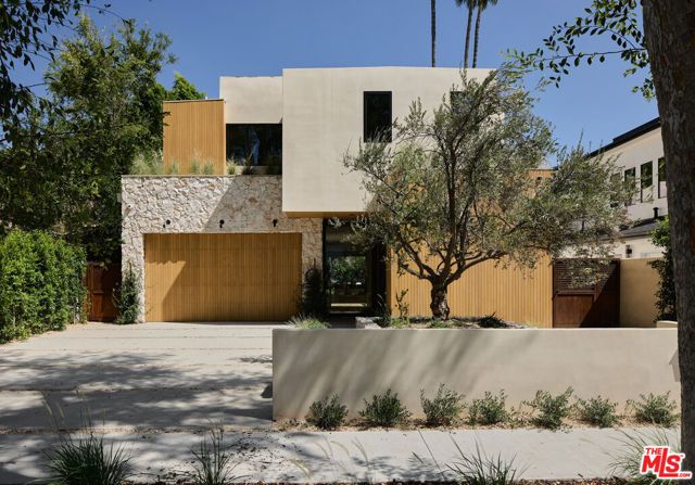 4514 Cedros Avenue, Sherman Oaks, CA 91403