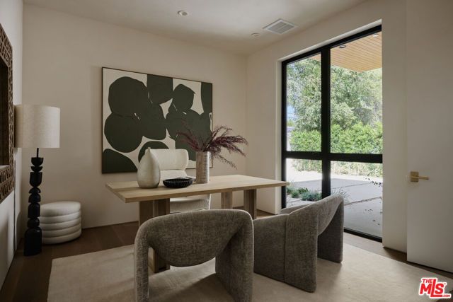 4514 Cedros Avenue, Sherman Oaks, CA 91403