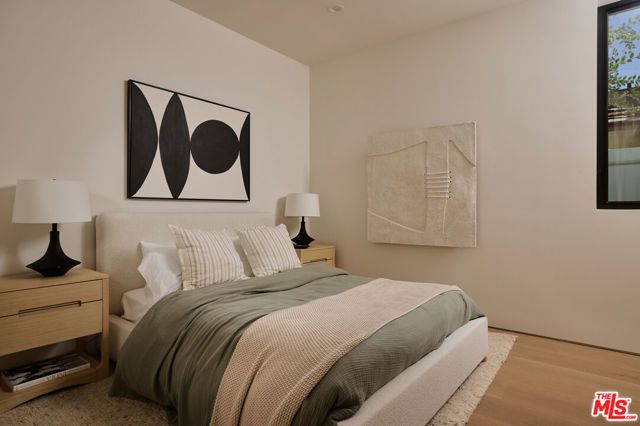 4514 Cedros Avenue, Sherman Oaks, CA 91403