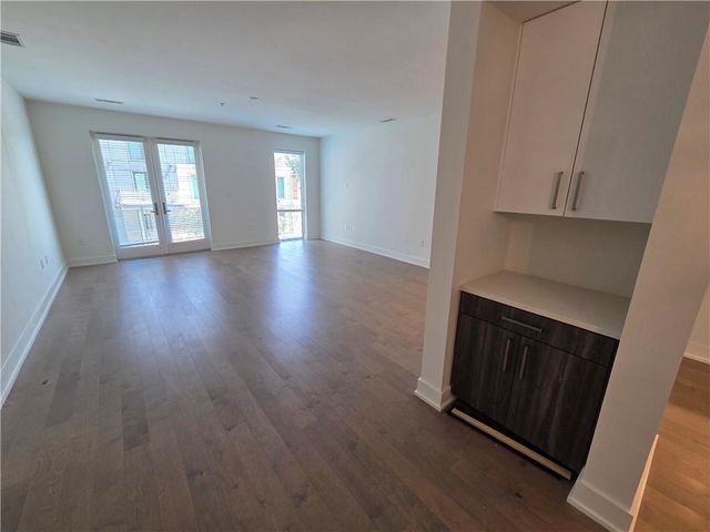 775 Juniper Street NE 428, Atlanta, GA 30308