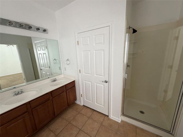 210 Dark Horse LN, Buda, TX 78610