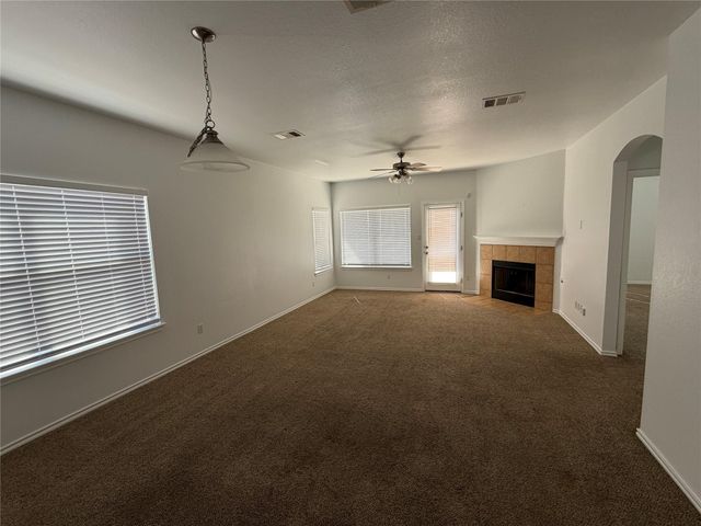 210 Dark Horse LN, Buda, TX 78610