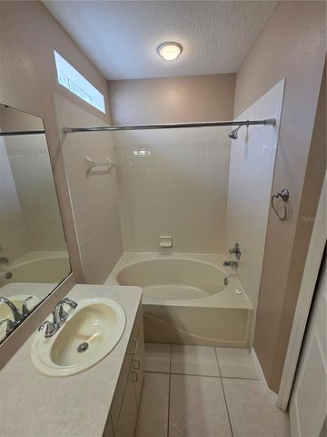 1690 MEADOW OAK LANE, Tarpon Springs, FL 34689