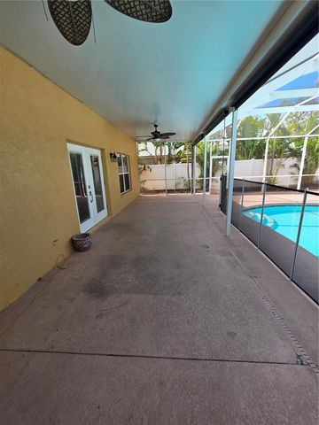 1690 MEADOW OAK LANE, Tarpon Springs, FL 34689